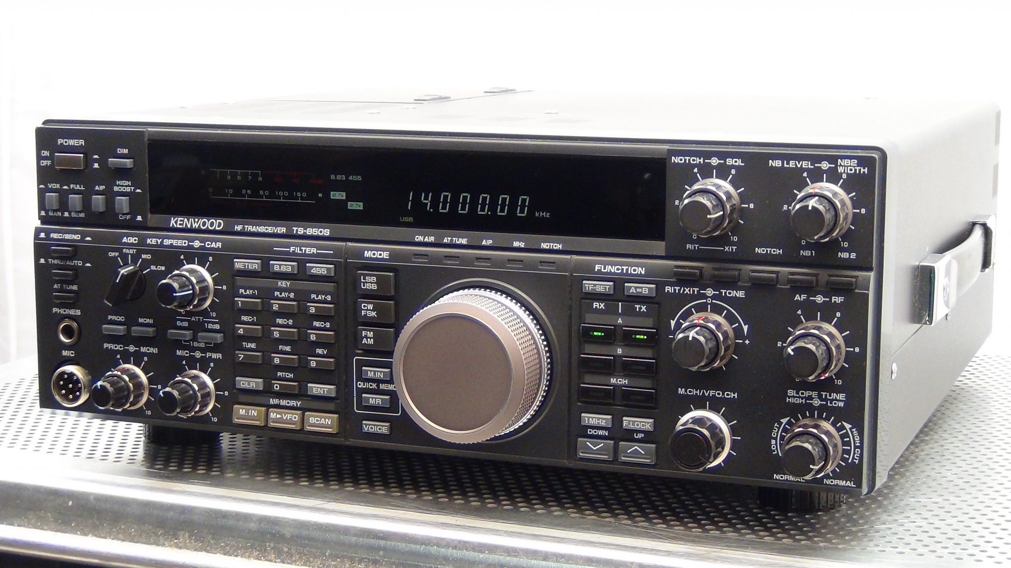 Kenwood TS-850 Transceiver – Jahnke Electronics