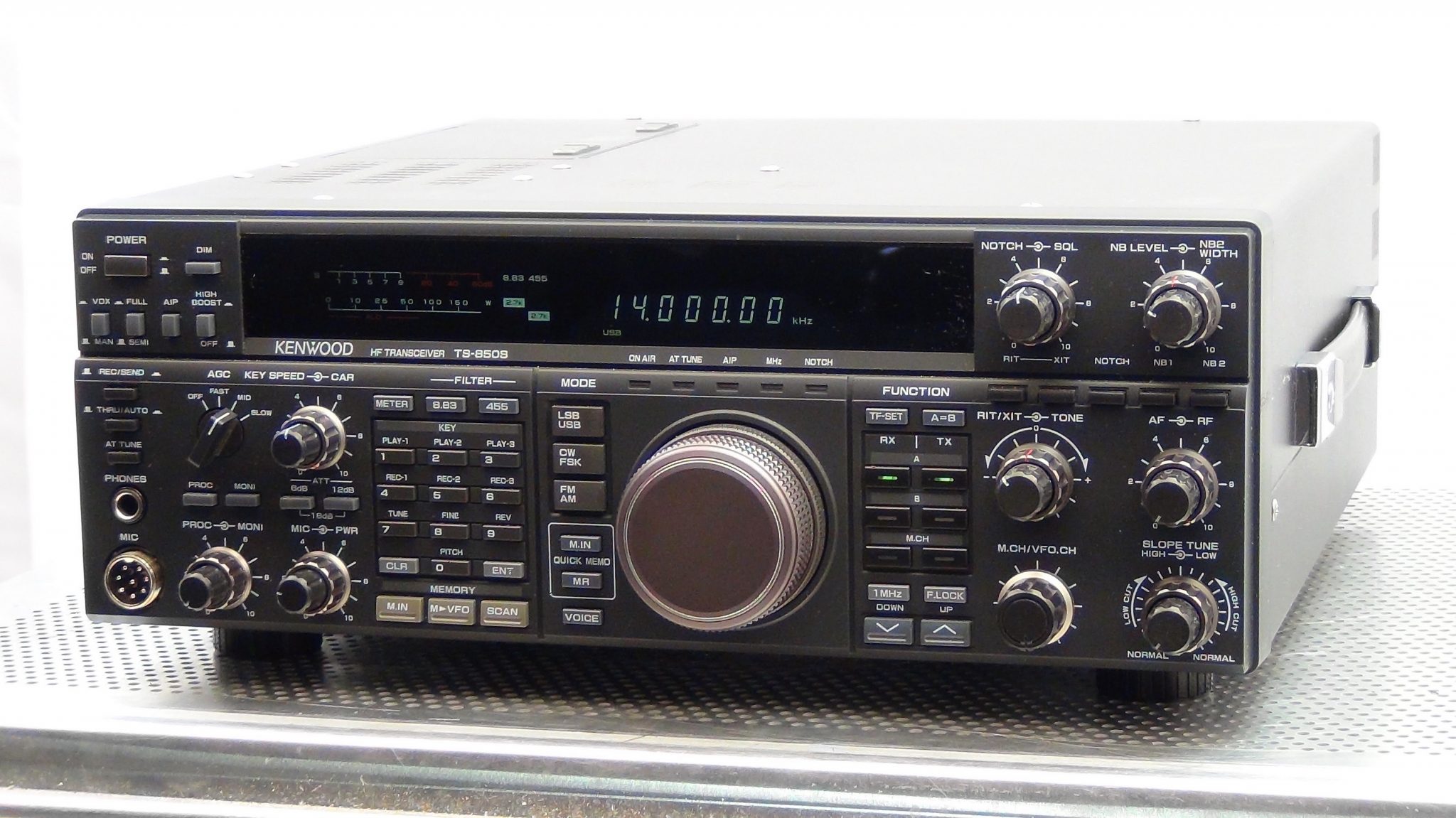 Kenwood TS-850SAT Transceiver – Jahnke Electronics