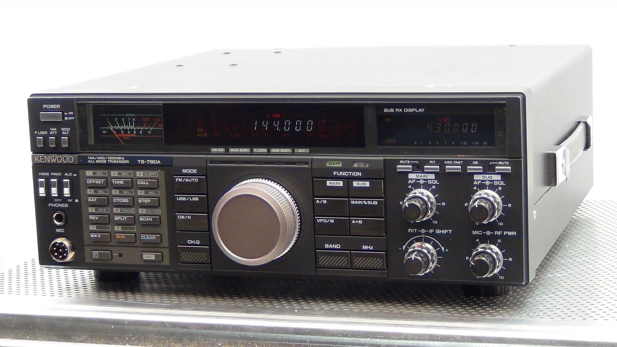 Kenwood TS-790 Transceiver #2 – Jahnke Electronics