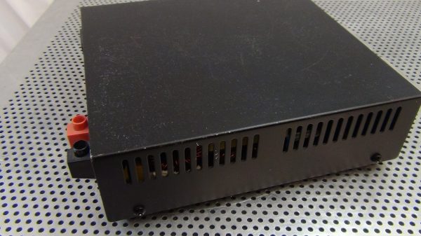 Samlex SEC1225 Power Supply - Image 2