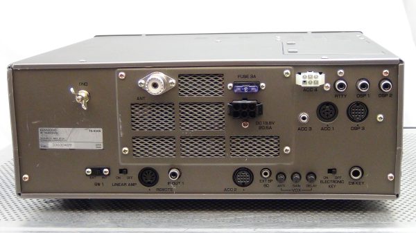 Kenwood TS-850SAT Transceiver - Image 4