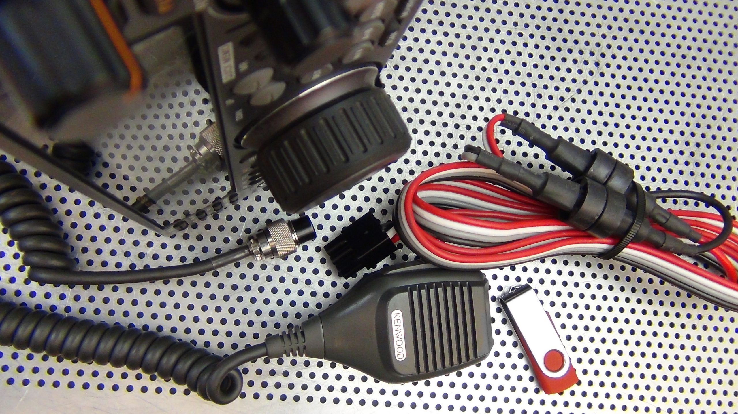 Kenwood TS-570D Transceiver - Image 6