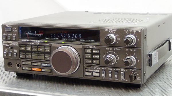 Kenwood R-5000 Receiver