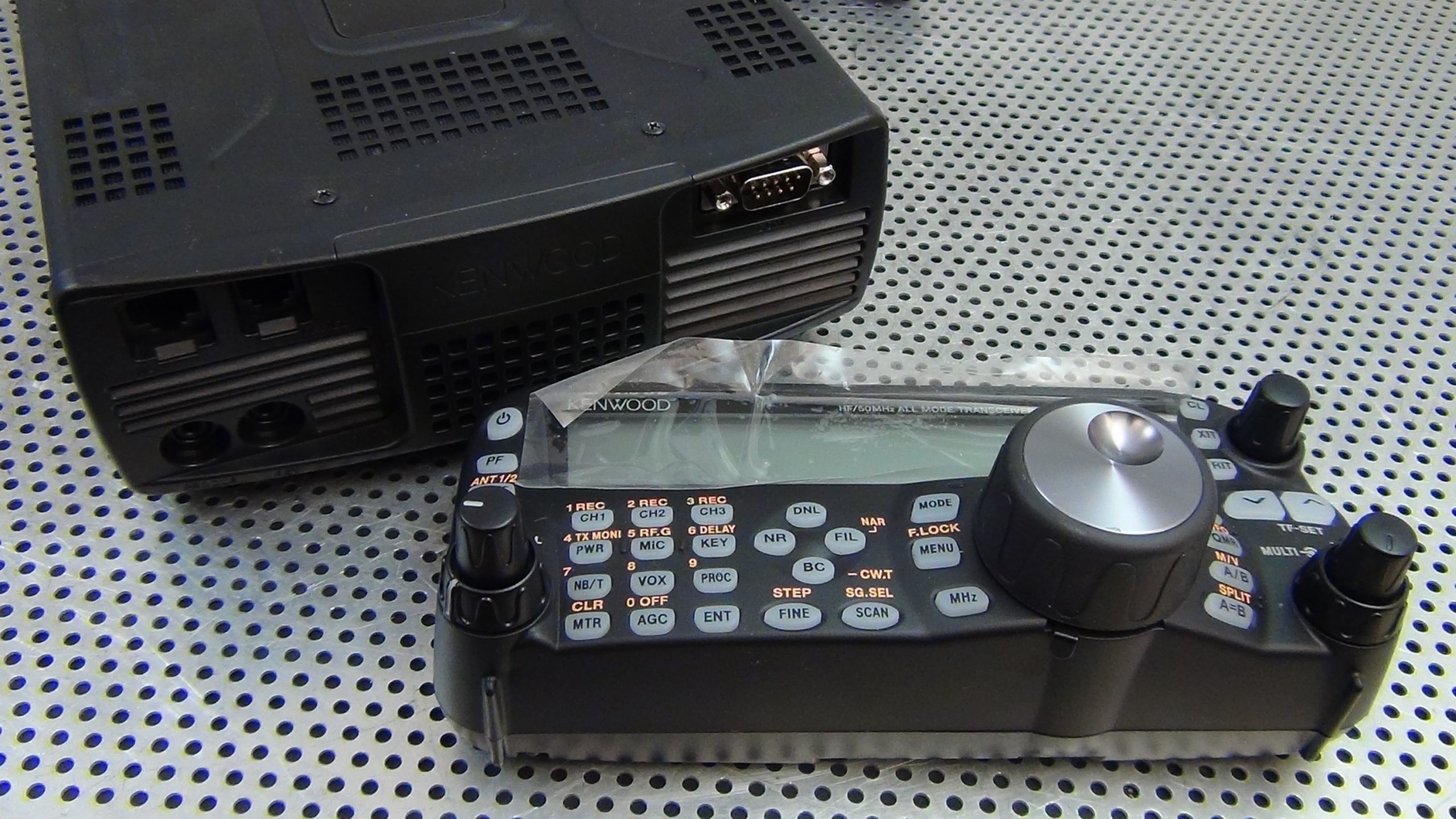 Kenwood TS-480SAT Transceiver #3 - Image 9