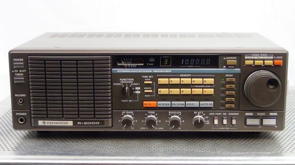 Kenwood R-2000 Receiver - Very Nice !! - Image 9