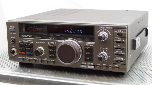 Kenwood TS-140s Transceiver