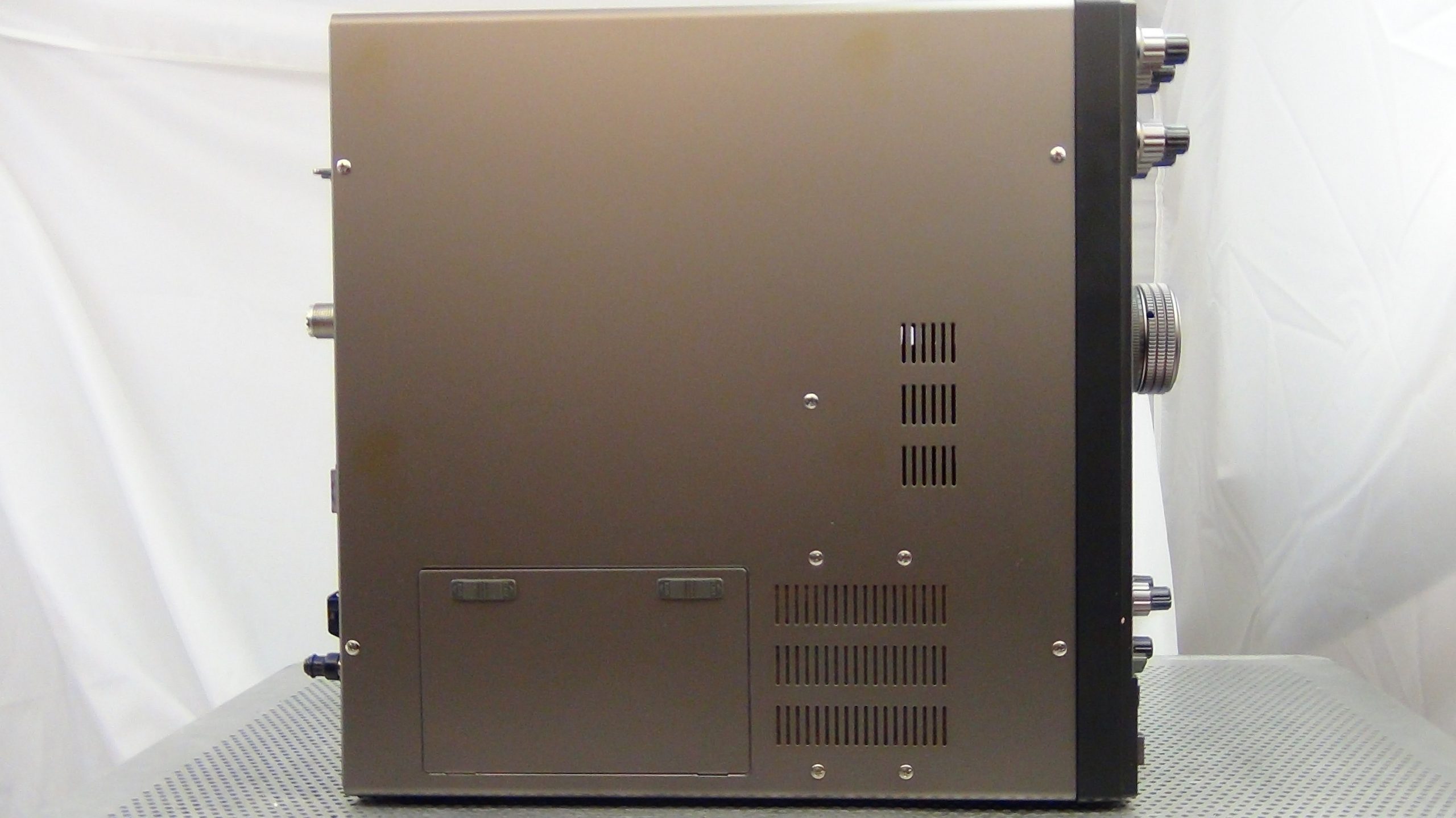 Kenwood TS-850SAT Transceiver #4 - Image 8